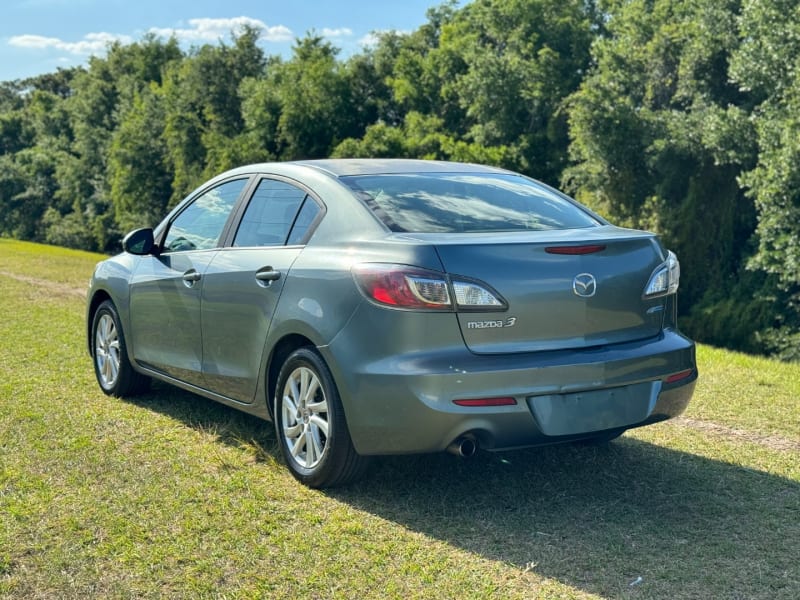 MAZDA 3 2012 price $3,990