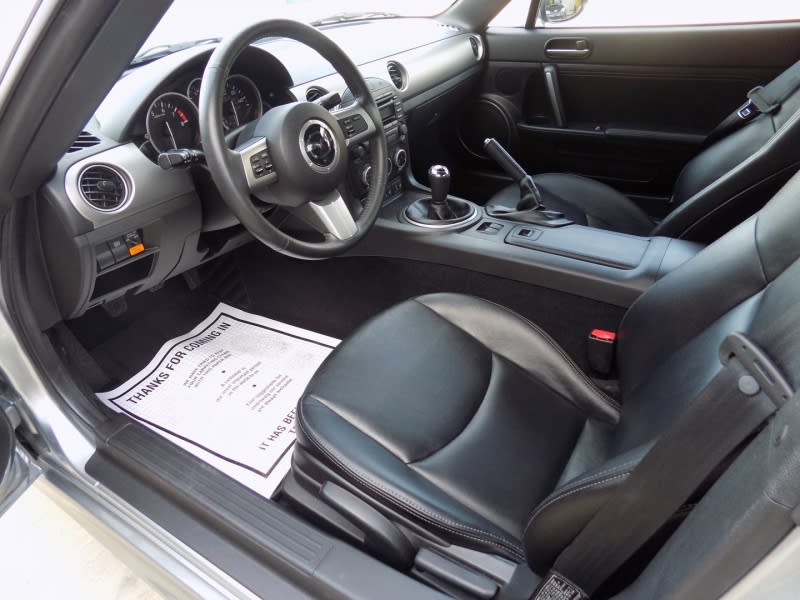 Mazda MX-5 2011 price $20,995