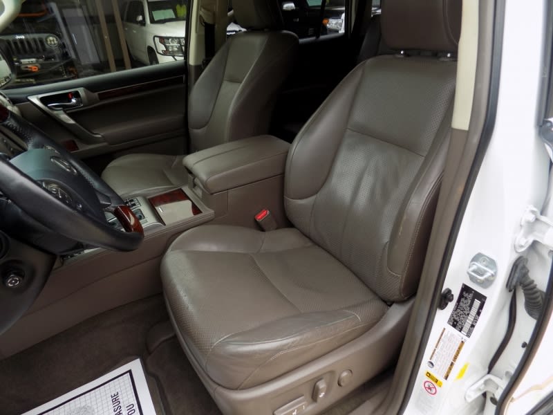 Lexus GX 460 2012 price $19,995