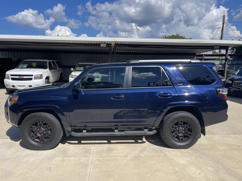 Toyota 4RUNNER 2020 price $31,995