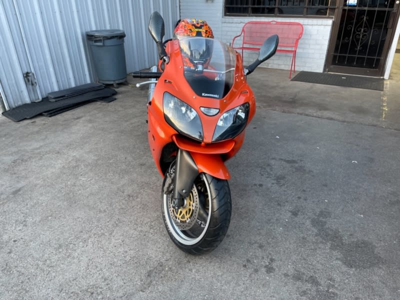 Kawasaki ZX600-J 2002 price $6,500