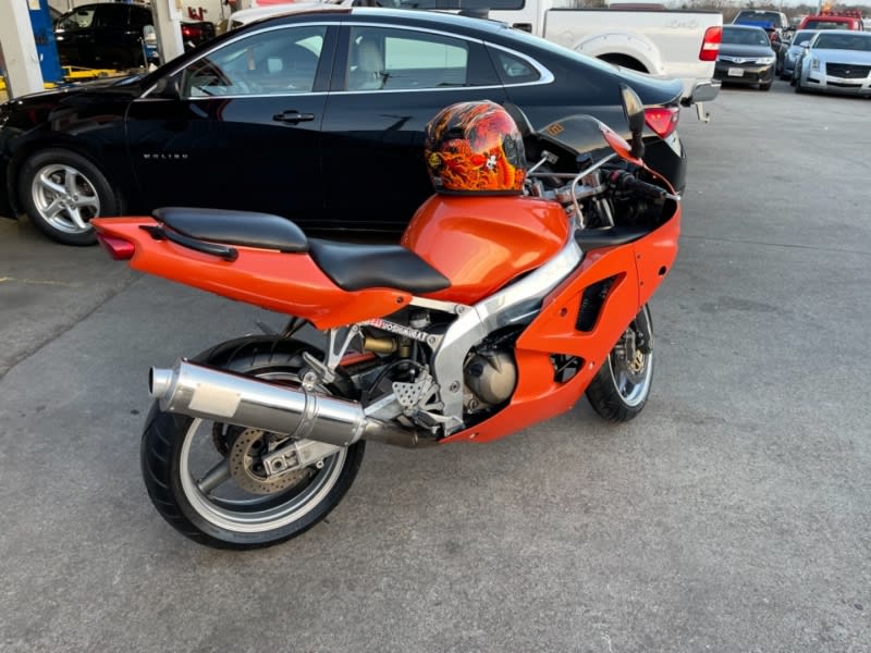 Kawasaki ZX600-J 2002 price $6,500