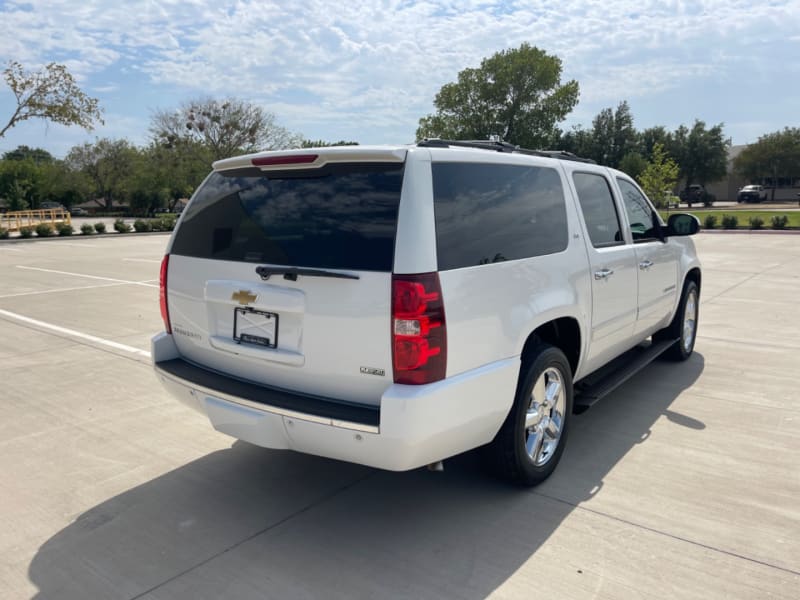 Chevrolet Suburban 2011 price $12,500