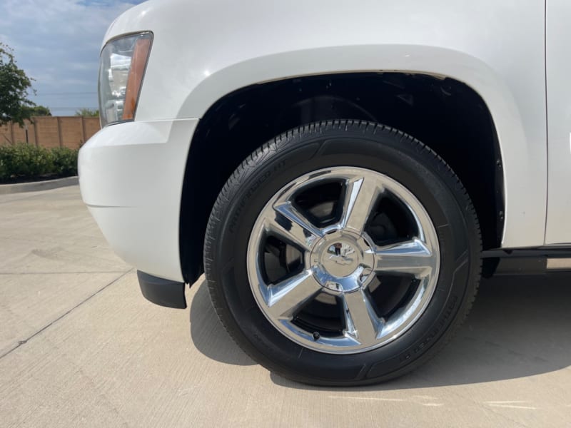 Chevrolet Suburban 2011 price $12,500