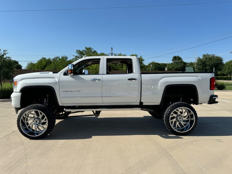 GMC Sierra 2500HD 2017 price $58,900