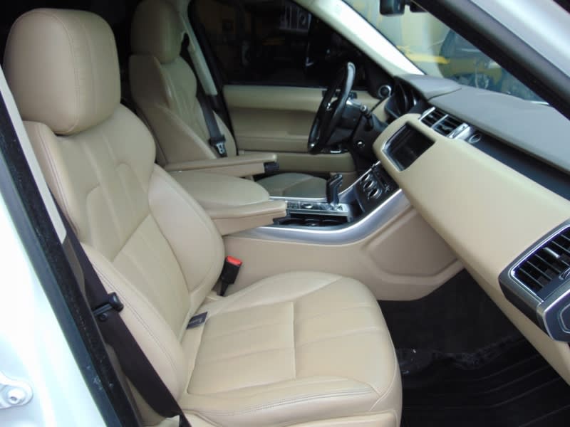 Land Rover Range Rover Sport 2014 price $17,995