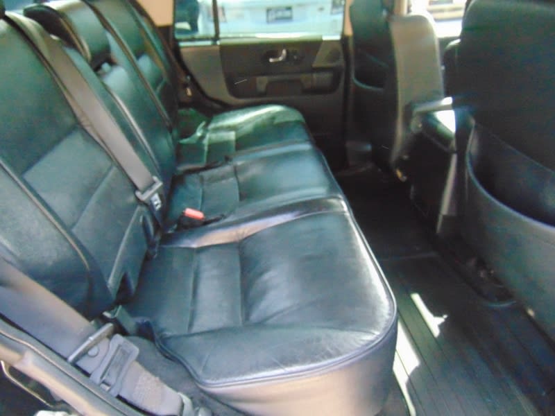 Land Rover Discovery 2003 price $8,995