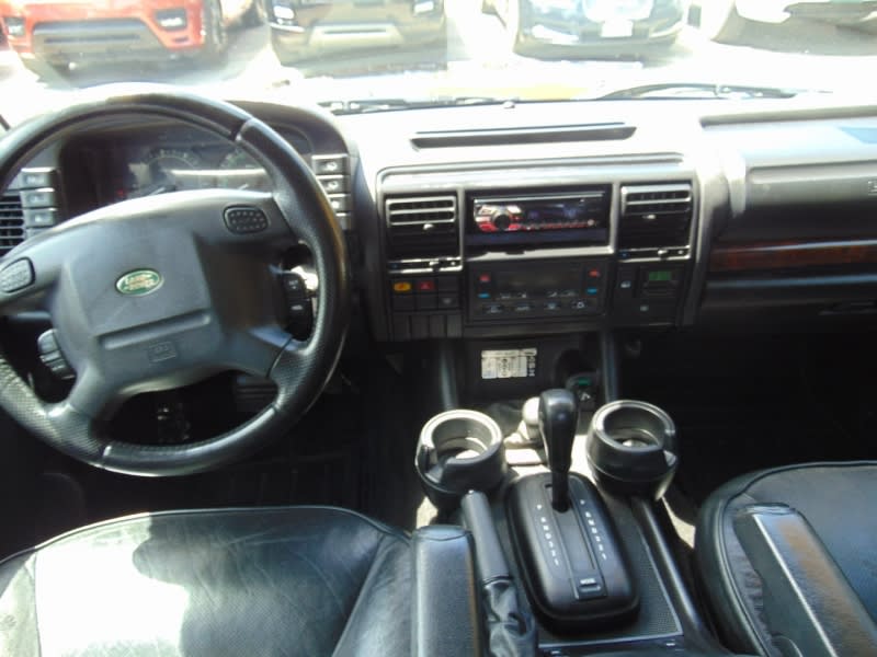 Land Rover Discovery 2003 price $9,995