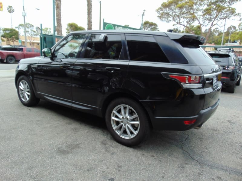 Land Rover Range Rover Sport 2016 price $25,995