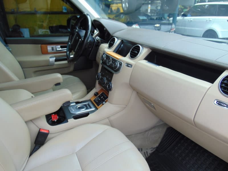 Land Rover LR4 2015 price $17,995