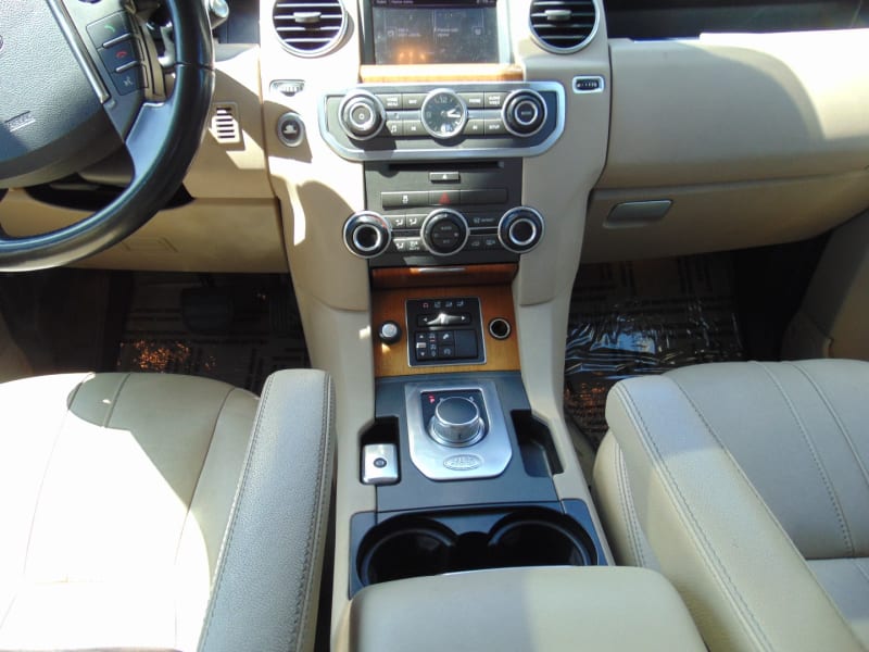 Land Rover LR4 2016 price $21,995