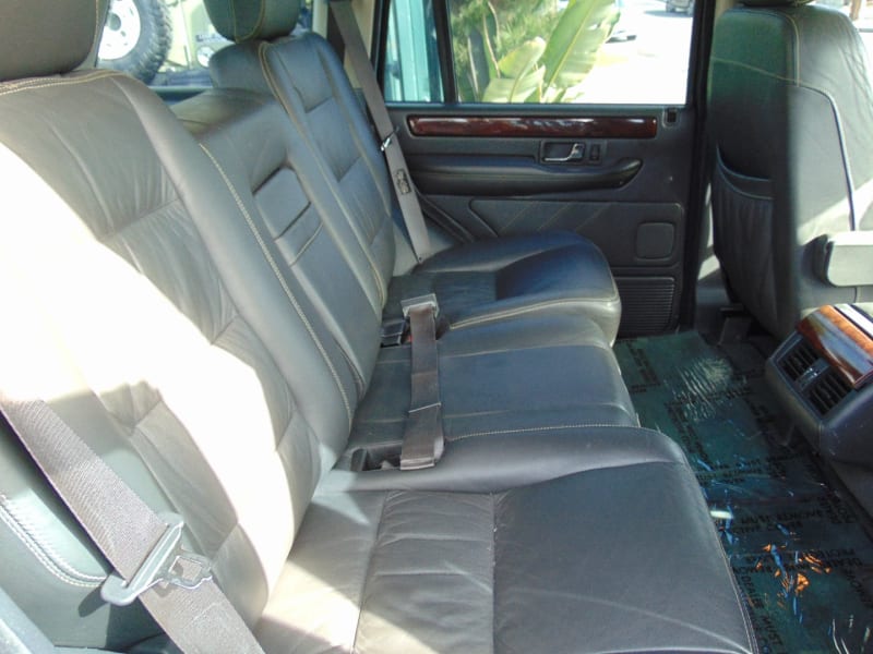 Land Rover Range Rover 2002 price $13,995