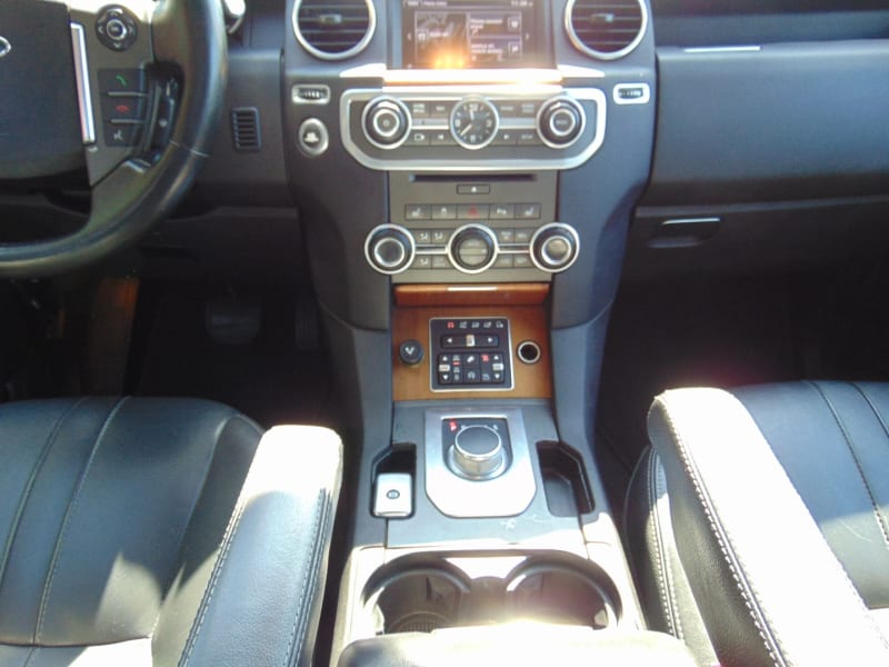 Land Rover LR4 2016 price $21,995