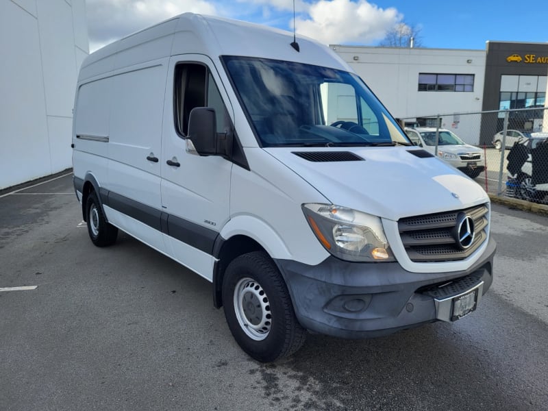 Mercedes-Benz Sprinter Cargo Van 4 cylinder! 2015 price $28,995