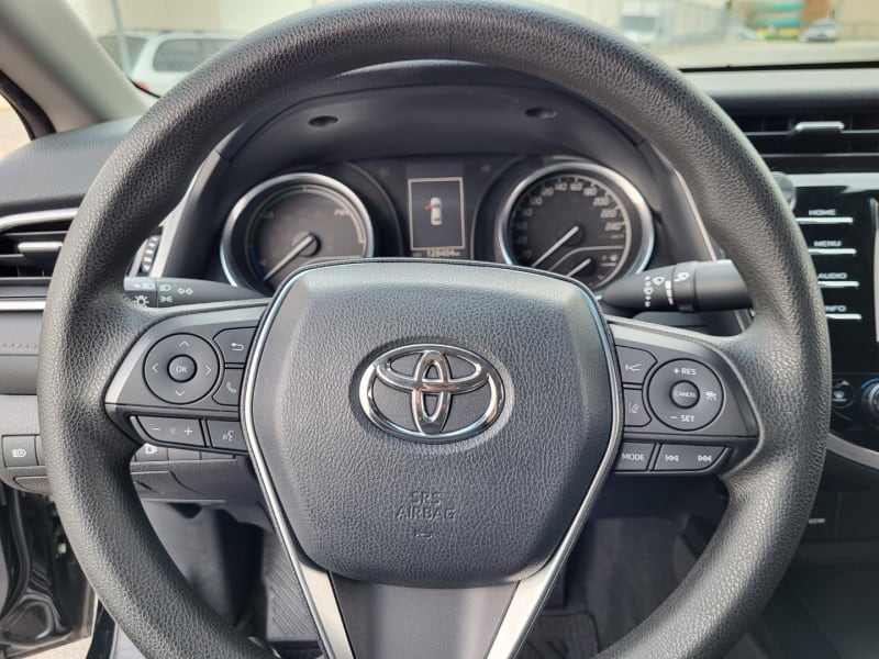 Toyota Camry 2018 price $26,999