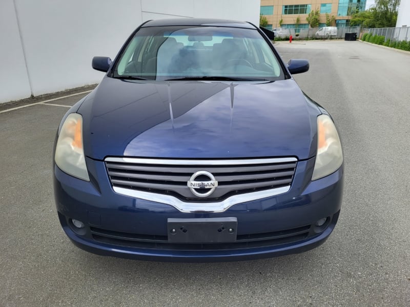 Nissan Altima 2009 price $8,999