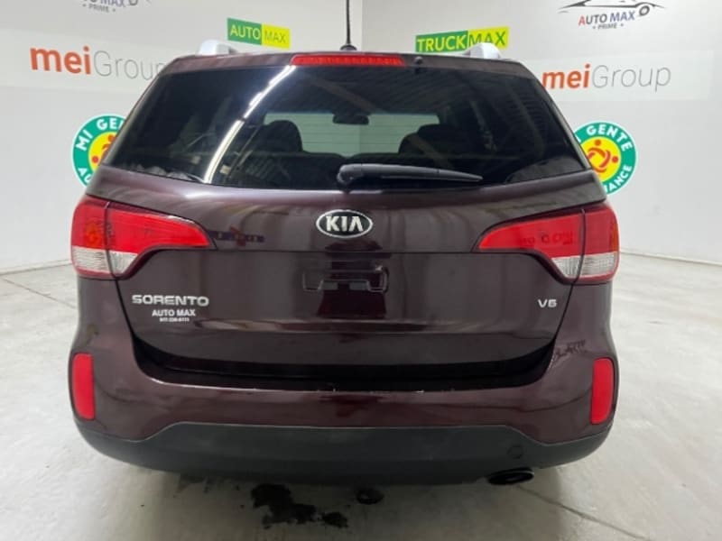 Kia Sorento 2015 price $0