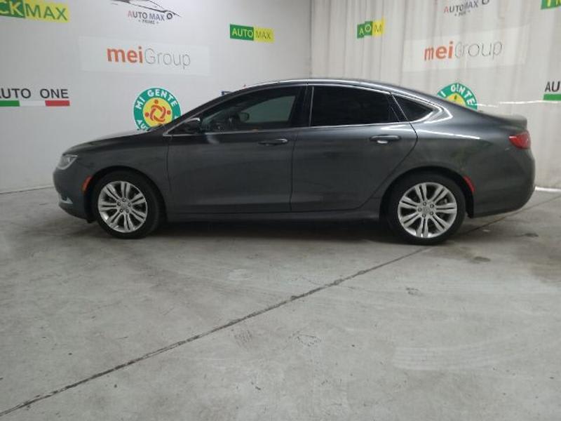 Chrysler 200 2015 price $0