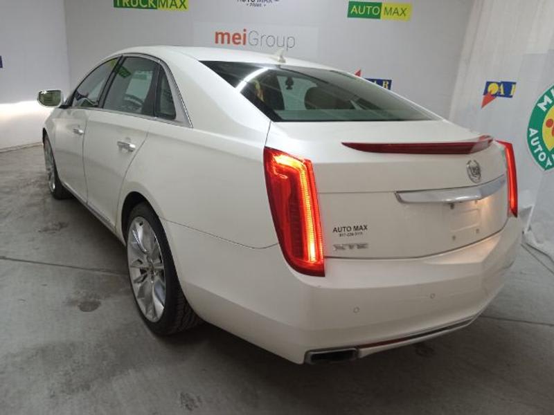 Cadillac XTS 2013 price $0