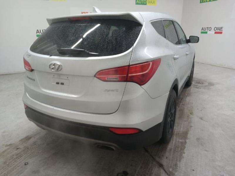 Hyundai Santa Fe 2015 price $0