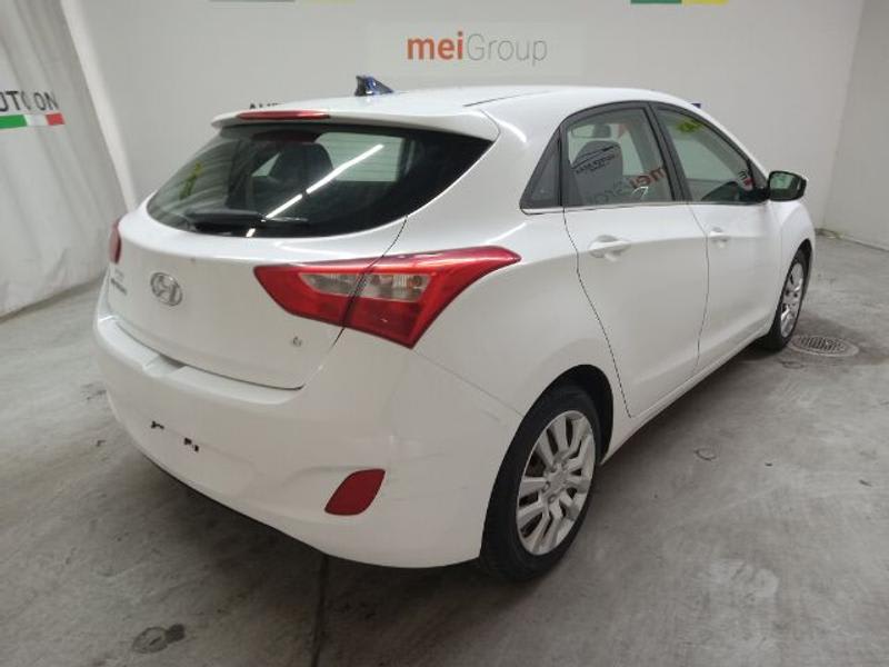 Hyundai Elantra GT 2016 price $0