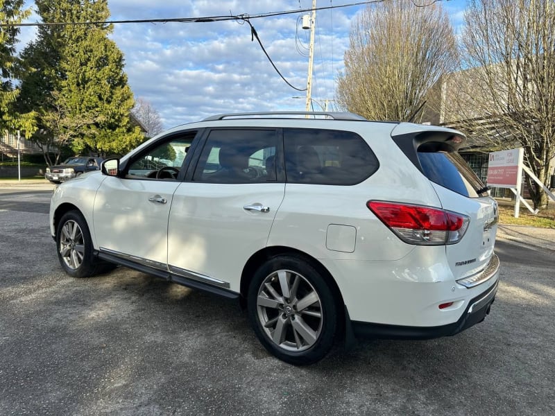 Nissan Pathfinder 2014 price $11,800