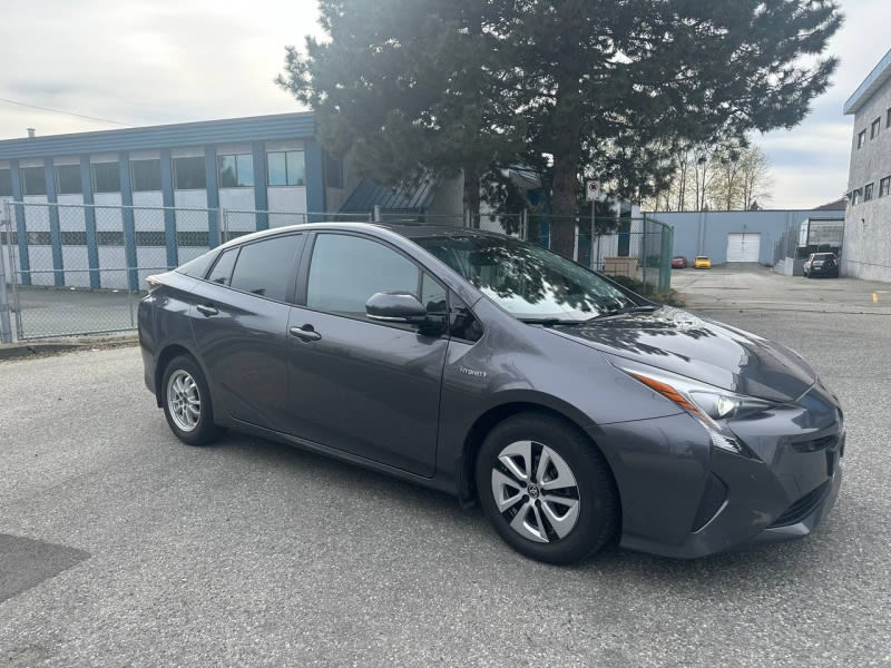 Toyota Prius 2016 price $23,800