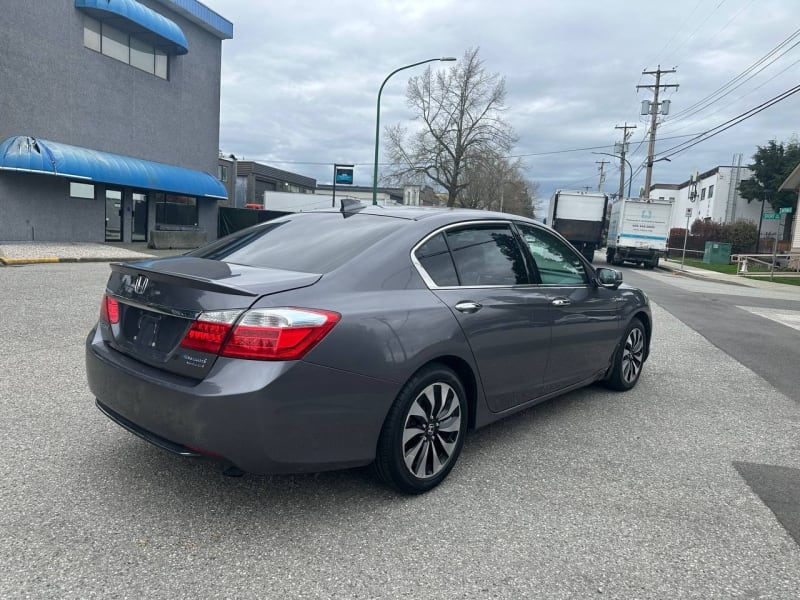 Honda Accord Hybrid 2014 price $13,500