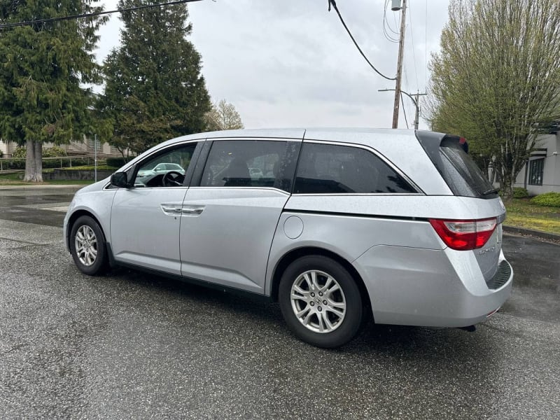 Honda Odyssey 2011 price $11,800