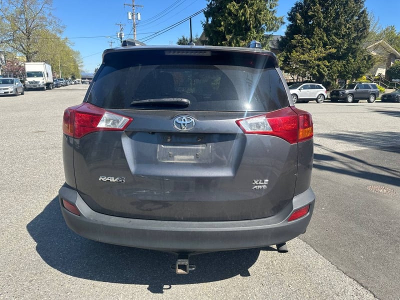 Toyota RAV4 2015 price $16,800