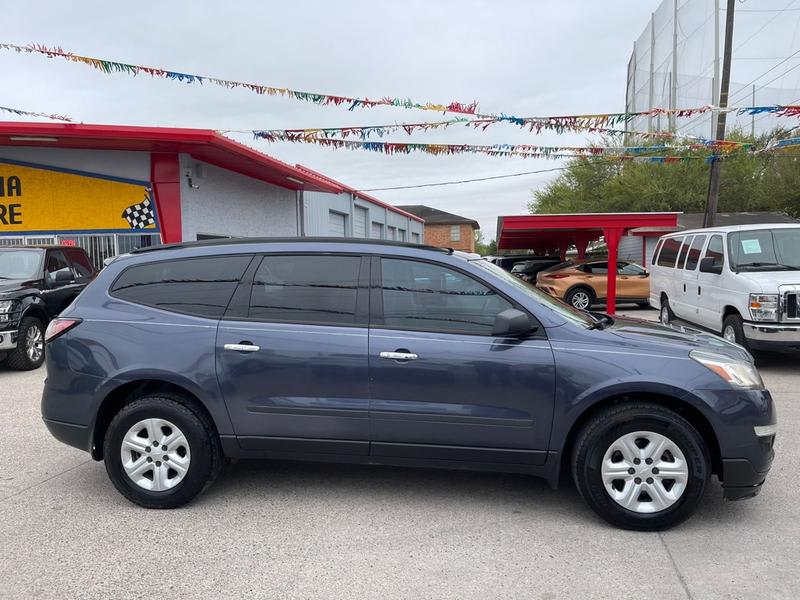 CHEVROLET TRAVERSE 2013 price $7,500