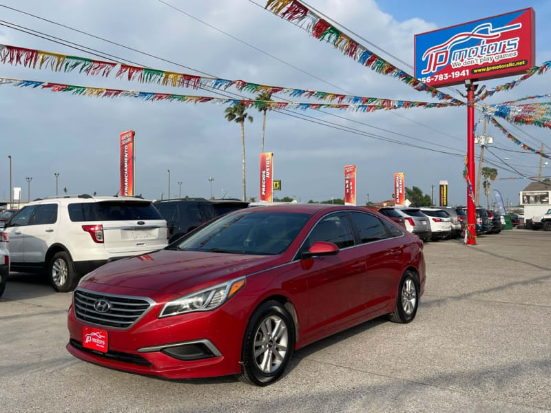 HYUNDAI SONATA 2017 price $10,500