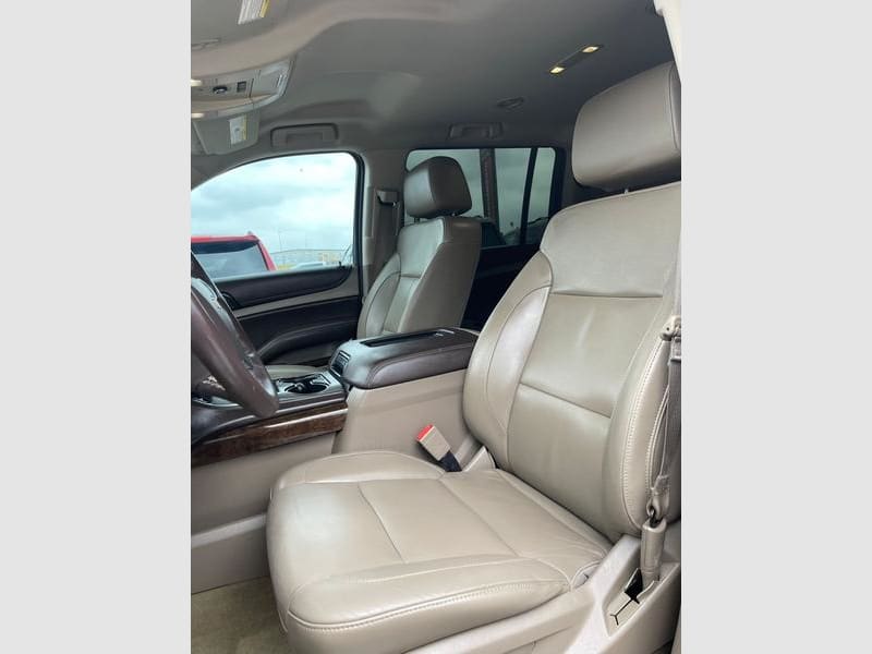 CHEVROLET SUBURBAN 2016 price $26,500