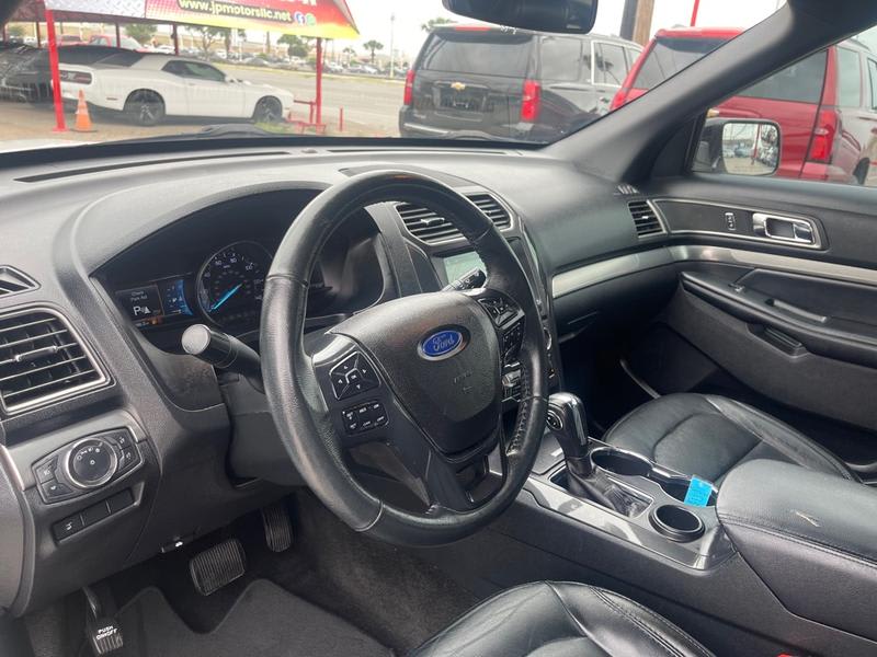 FORD EXPLORER 2018 price $17,950