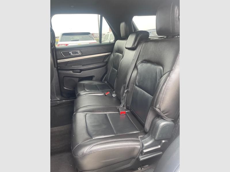 FORD EXPLORER 2018 price $17,950