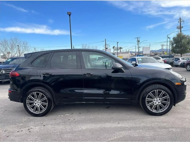 Porsche Cayenne 2017 price $26,999