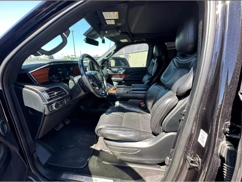 Lincoln Navigator 2020 price $41,999