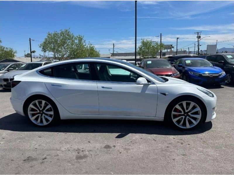 Tesla Model 3 2018 price $25,999