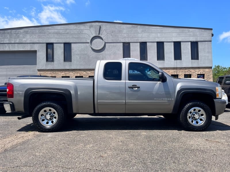 CHEVROLET SILVERADO 4X4 2008 price $8,995