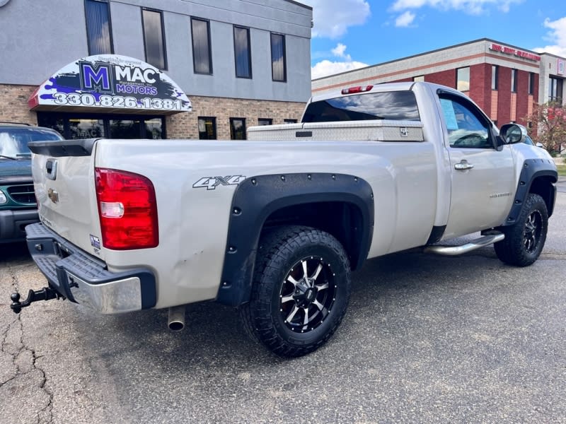 CHEVROLET SILVERADO 4X4 2007 price $8,995