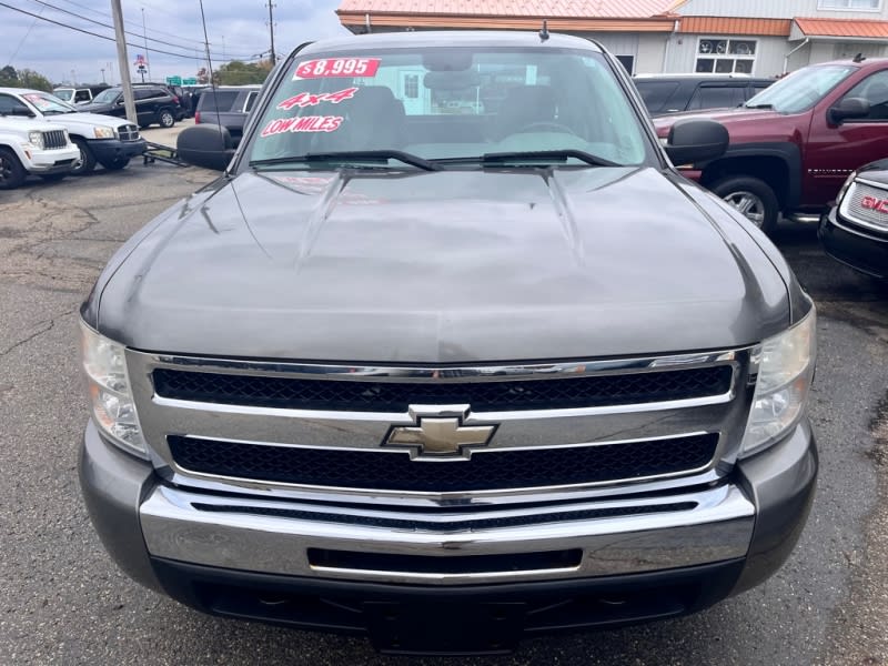 CHEVROLET SILVERADO 4X4 2009 price $8,995