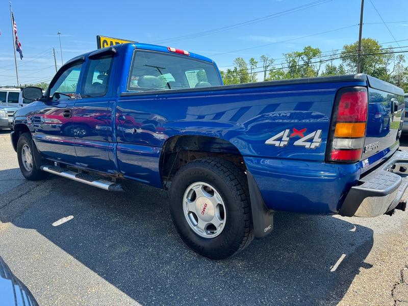 GMC SIERRA 1500 2004 price $6,995