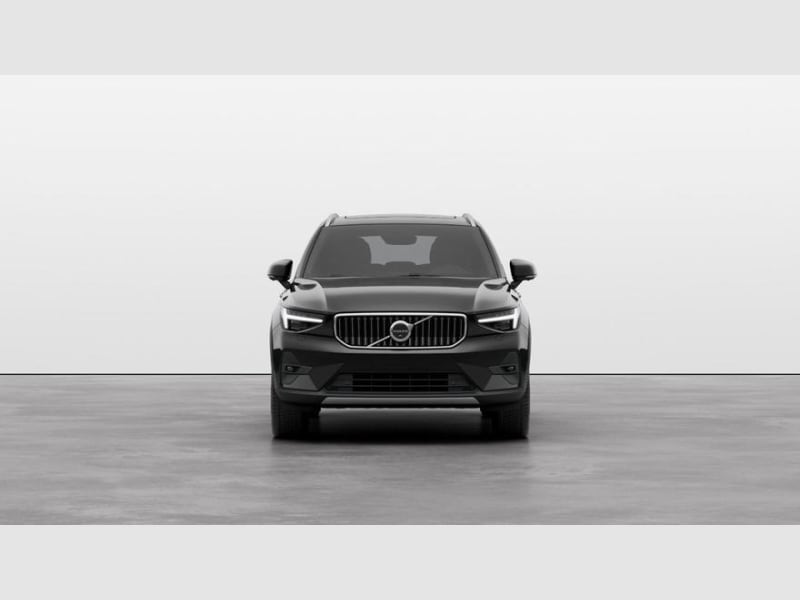 Volvo XC40 2024 price $58,280