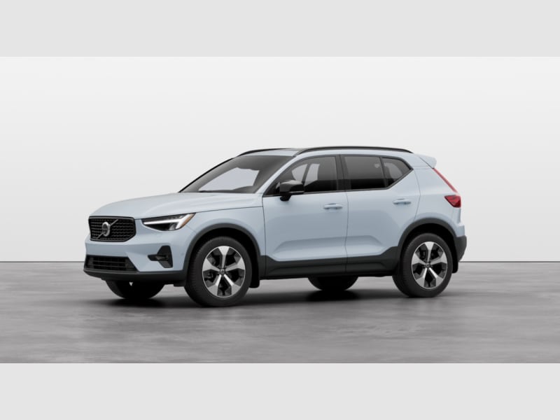 Volvo XC40 2024 price $55,282