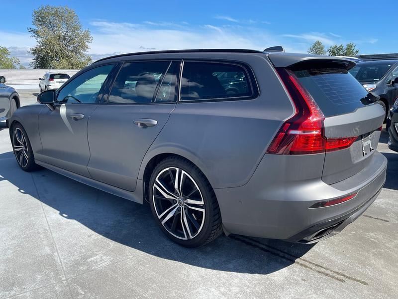 Volvo V60 2019 price $27,980