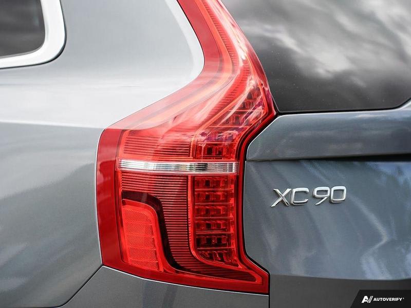 Volvo XC90 2018 price $32,575