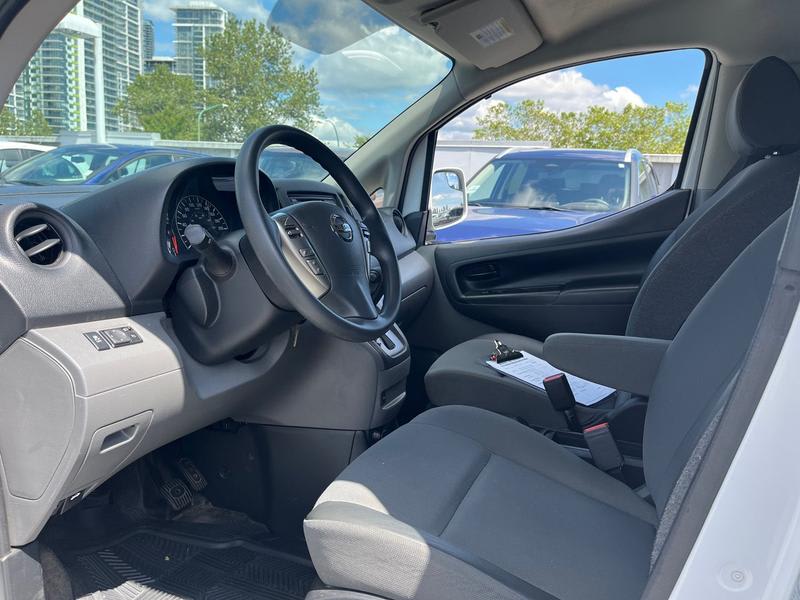 Nissan NV200 Compact Cargo 2019 price $32,575