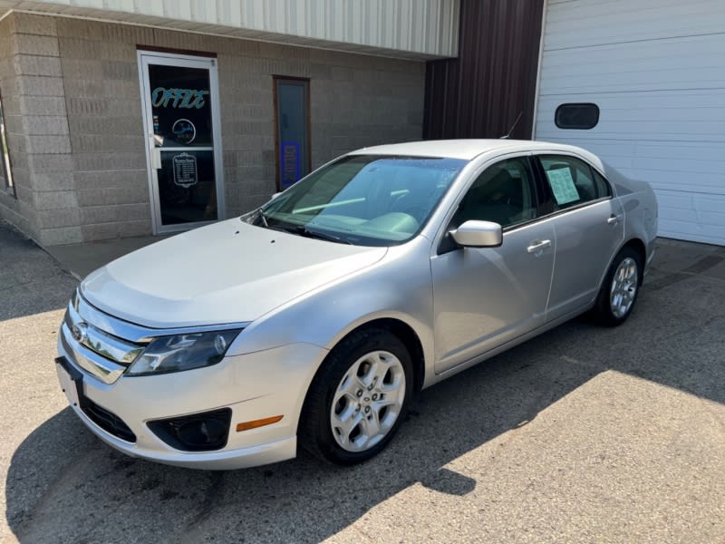 Ford Fusion 2011 price $9,995