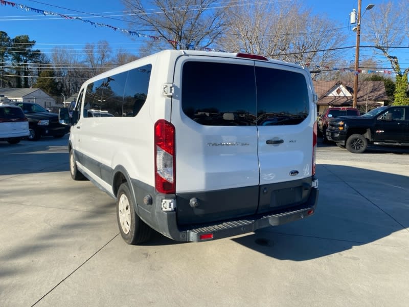 FORD TRANSIT WAGON 2017 price $20,999