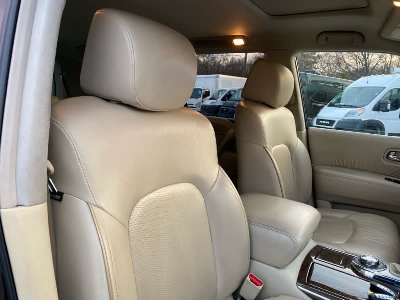 INFINITI QX80 2015 price $15,555